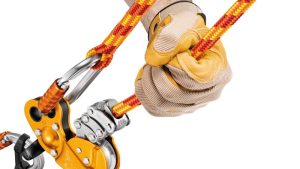 tali karmantel statis